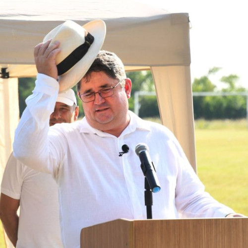 Marius Caraveteanu: Primarul orașului Răcari, un lider de încredere pentru comunitate