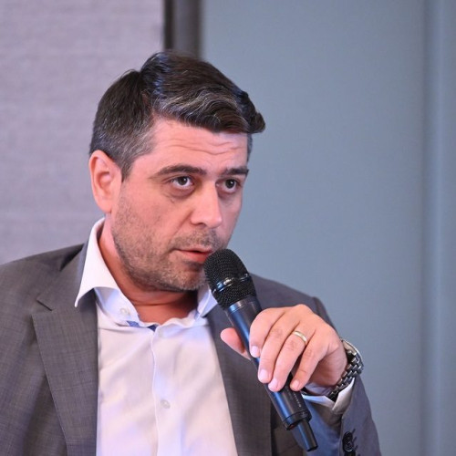 Programul "Iluminat Public" se deschide pentru înscriere începând cu 20 noiembrie