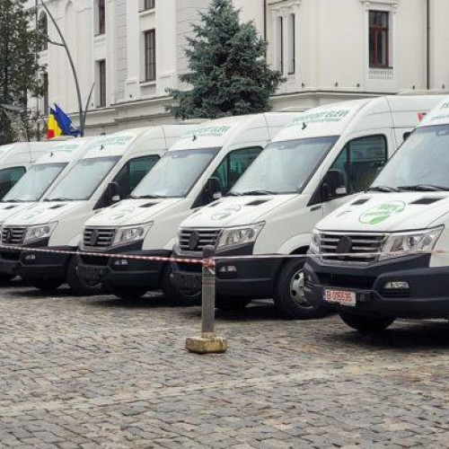 Microbuzele electrice pentru elevi, abandonate în Botoșani