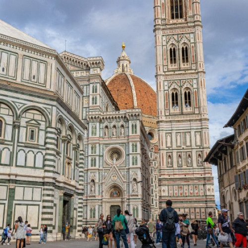 Florența ia măsuri împotriva turismului de masă