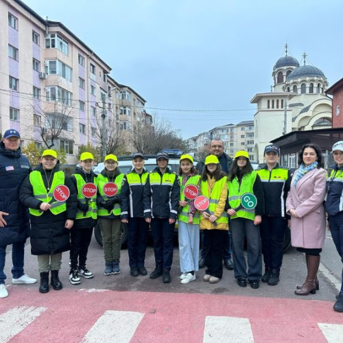 Siguranța elevilor asigurată de polițiști la Școala Gimnazială "Dimitrie Cantemir"