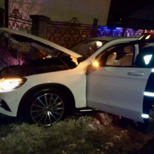 Accident în județul Argeș, un autoturism a ajuns în șanț