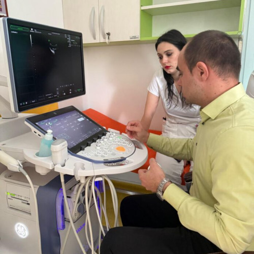 Cel mai performant ecograf din România a devenit funcțional la Maternitatea Giulești