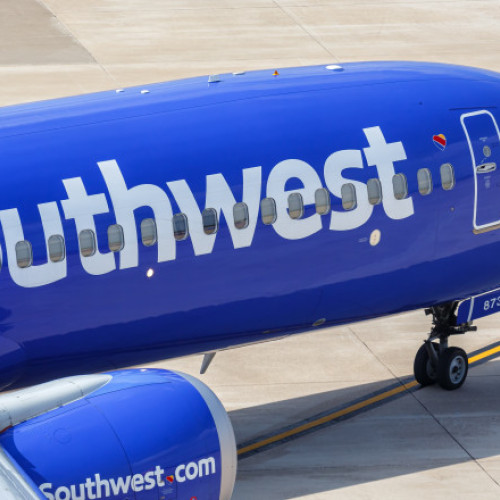 Glonțul lovește un avion Southwest Airlines la decolare în Dallas