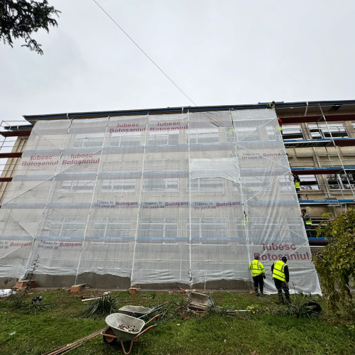 Un om de afaceri din Botoșani își exprimă dragostea pentru oraș printr-un mesaj creativ