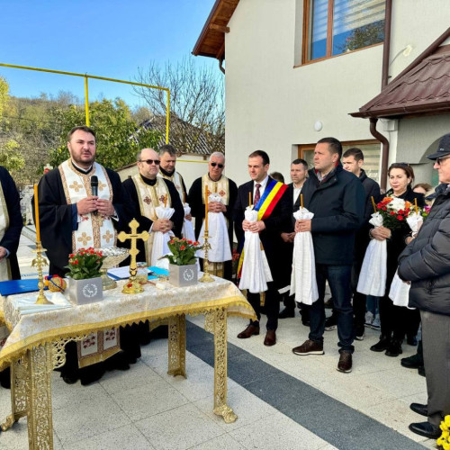 Slujba de sfințire a capelei Parohiei din Răzvadul de Jos