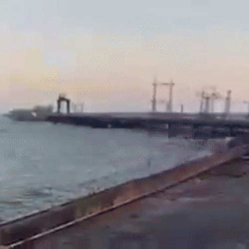 Rachete explodate lângă barajul hidrocentralei din Kremenciuk, Ucraina