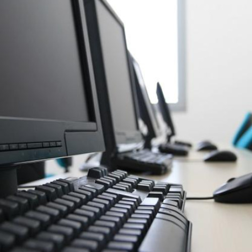 Consiliul Județean Brașov continuă implementarea proiectului PNRR pentru dotarea unităților de învățământ