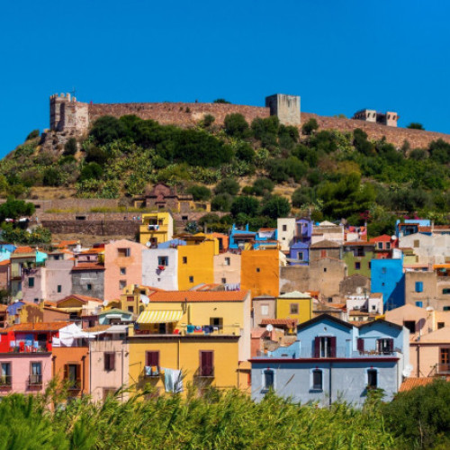 Satul Ollolai din Sardinia promovează oportunități pentru americani după realegerea lui Donald Trump