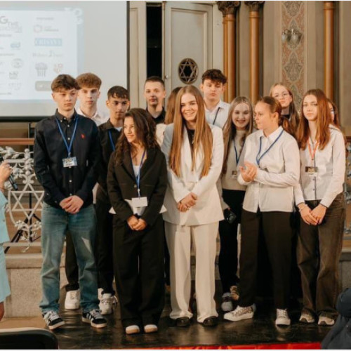 Sinagoga Neologa Sion a găzduit evenimentul „Hug the Unknown”