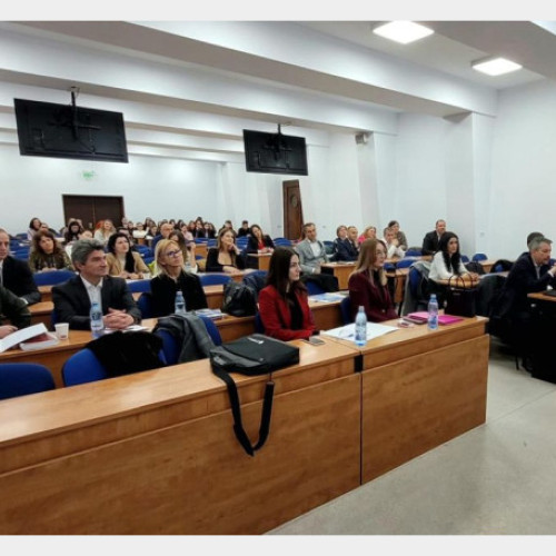 Facultatea de Drept din Oradea a organizat un eveniment dedicat interesului superior al copilului