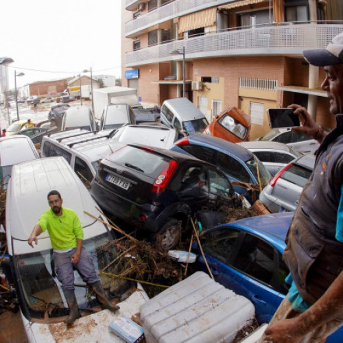 Inundațiile din Spania: Peste 220 de morți și un val de dezinformare