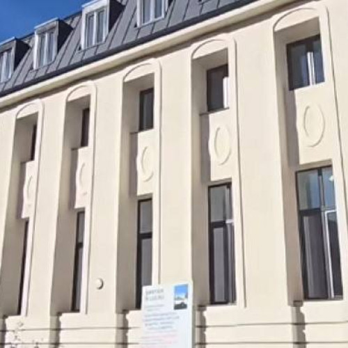 Lucrările de reabilitare la Corpul B al Primăriei Târgoviște au fost finalizate