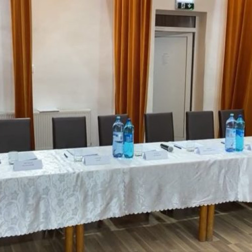 Sedință extraordinară anulată la Târgu Lăpuș din lipsă de cvorum