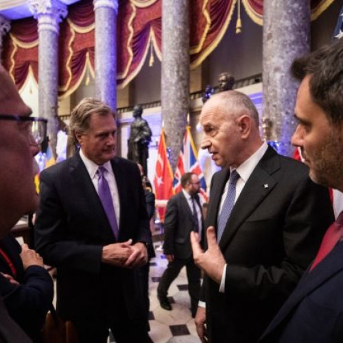 Mircea Geoană primește sprijin din partea congresmanului republican Mike Turner