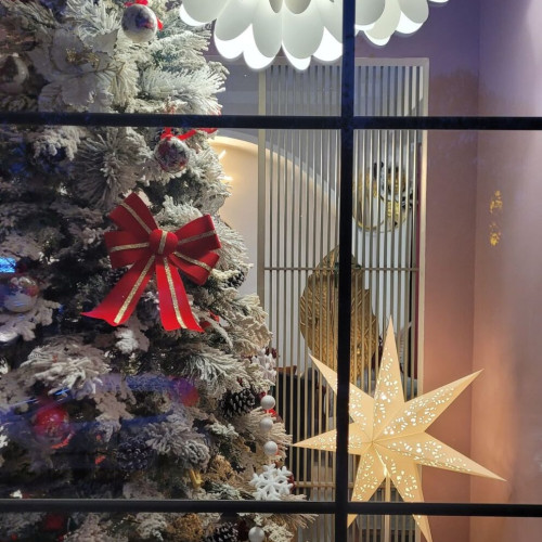 Romana Deco Mobili te așteaptă pentru cumpărături de sărbători