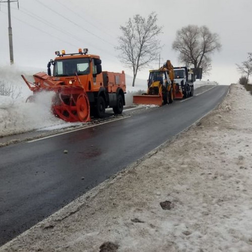 Deszapezirea drumurilor naționale din județul Botoșani, realizată cu utilaje împrumutate