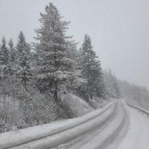 Cod portocaliu de viscol și ninsori abundente în România