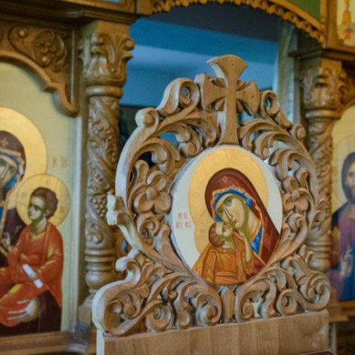 Intrarea Maicii Domnului în Templu: O Sărbătoare a Speranței și Iubirii