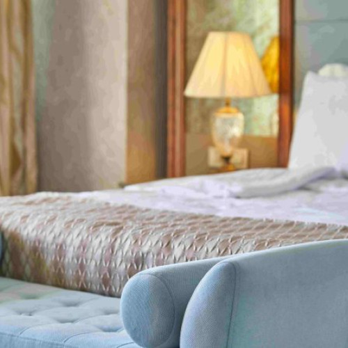 Stilul boho chic: un design interior confortabil și plin de personalitate