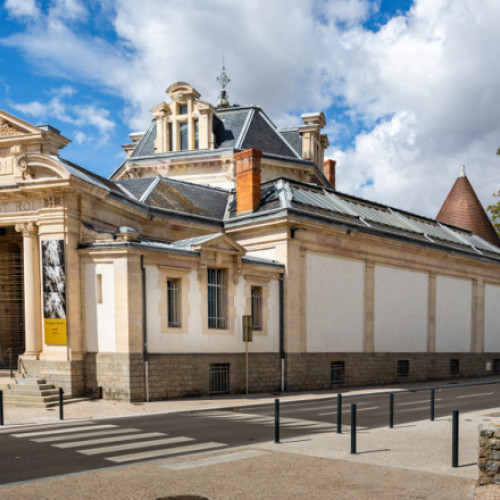 Jaful impresionant la Muzeul Hieron: Bijuterii de milioane furate de hoți înarmați