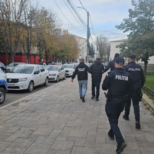 Bărbat cercetat pentru distrugerea locuinței și nerespectarea ordinului de protecție