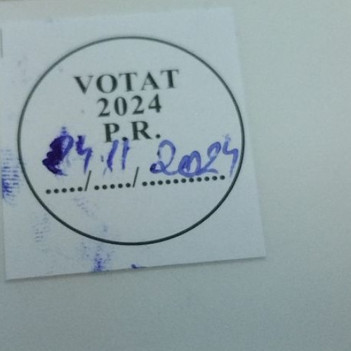 Peste 4.000 de vranceni au votat în prima oră a scrutinului prezidențial