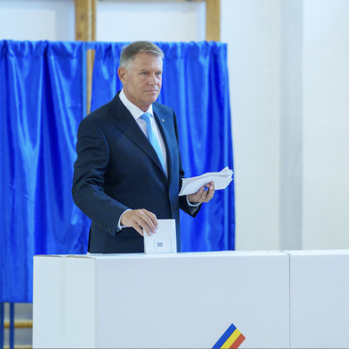 Președintele Klaus Iohannis a votat la liceul "Jean Monnet"