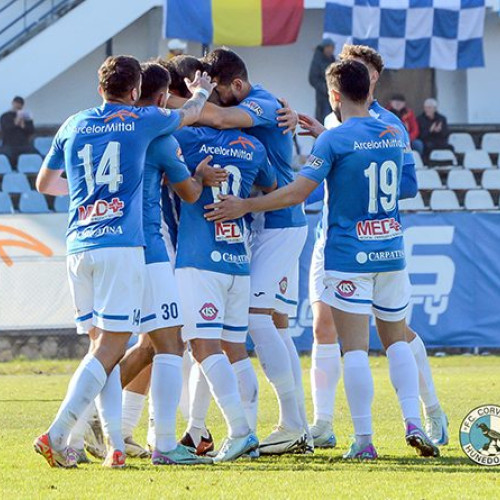 Corvinul Hunedoara obține a treia victorie consecutivă în campionat