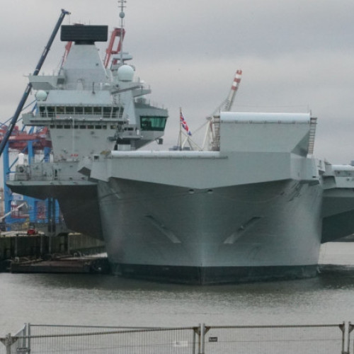 Dronă descoperită în portul Hamburg, Germania, în apropierea portavionului britanic HMS Queen Elizabeth