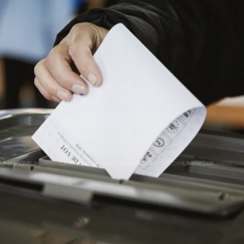 Botoșănean sancționat pentru fotografierea buletinului de vot