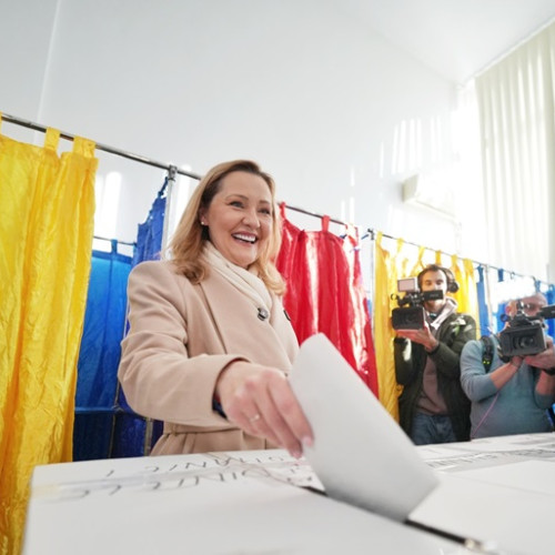 Mesajul candidatul USR Elena Lasconi pentru delegații partidelor politice