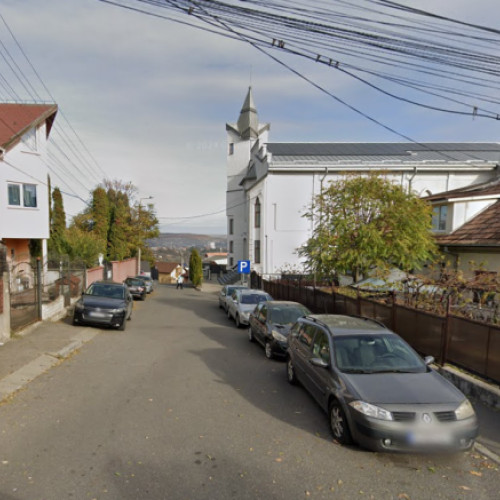 Fenomenul parcărilor ilegale continuă în Cluj-Napoca, chiar și în weekend