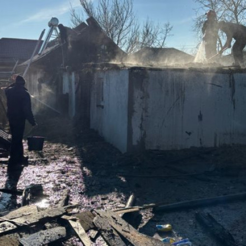 Incendii în Prajeni și Petricani: Pompierii intervin rapid pentru a preveni devastarea