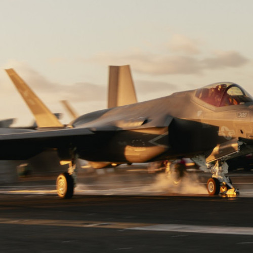 Elon Musk critică avioanele de luptă și promovează dronele ca viitor al militarizării aeriene