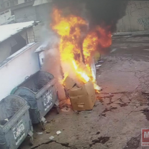 Doi copii au provocat un incendiu la platforma de colectare a deșeurilor din Botoșani