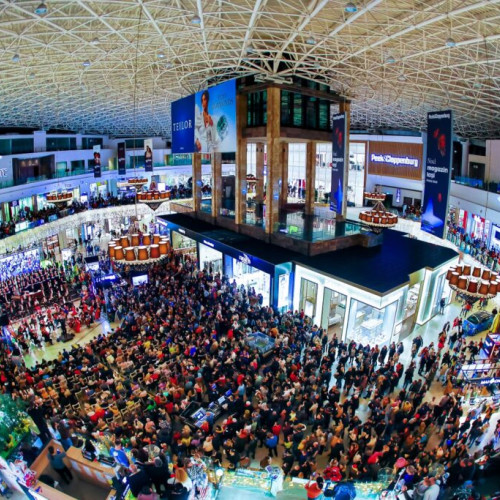 Palas, destinația de sărbătoare a Ieşilor