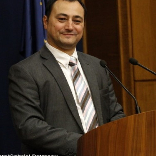 Creșterea surprinzătoare a lui Călin Georgescu în sondaje, comentată de sociologul Mirel Palada