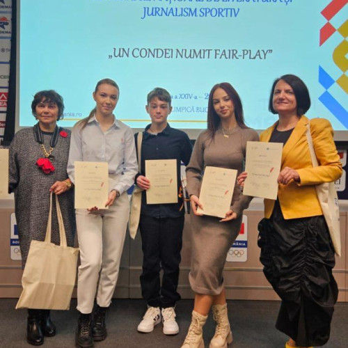 Trei elevi de la Colegiul Național "A.T. Laurian" Botoșani, premiați la un concurs național de literatură și jurnalism sportiv