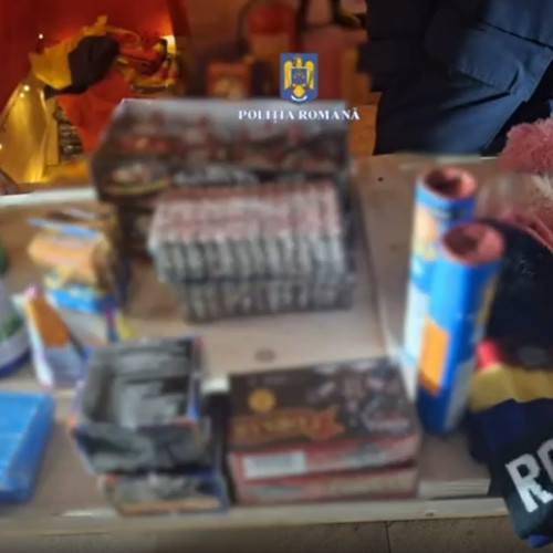 Bărbat de 24 de ani prins în timp ce vindea articole pirotehnice fără autorizație