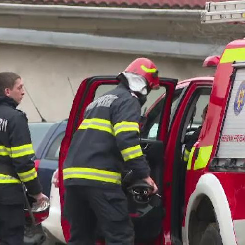 Pompierii ISU Cluj fac apel la clujeni pentru a menține drumurile libere