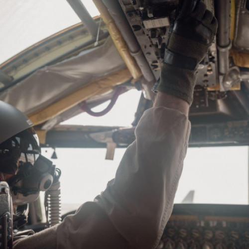 Două bombardiere americane B-52 au fost interceptate de avioane de luptă rusești Su-27 lângă Kalinigrad