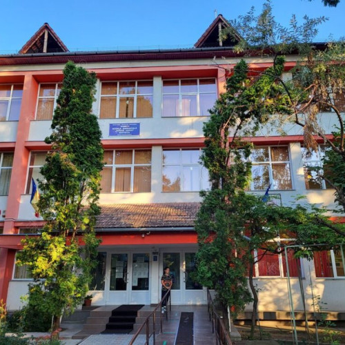 Simpozionul "Mentorul spiritual al școlii" la Bistrița