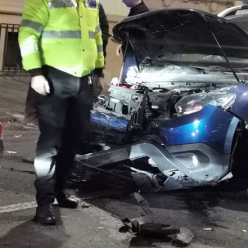 Un om al străzii a furat o mașină a Poliției Locale Arad