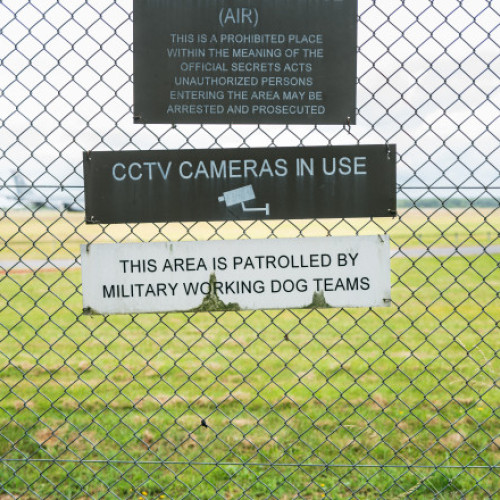 Drones observate în apropierea bazelor aeriene din Marea Britanie