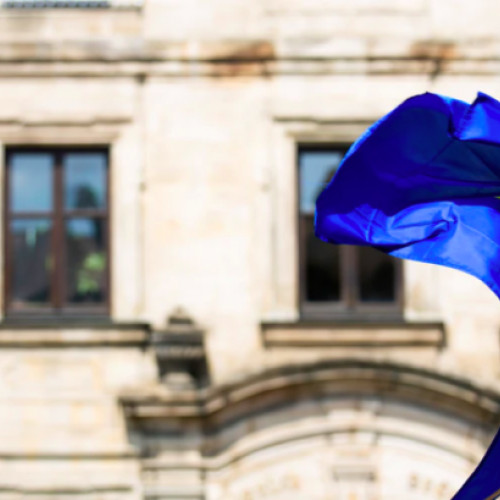 Bugetul UE pentru 2025 semnat de președinta Parlamentului European, Roberta Metsola