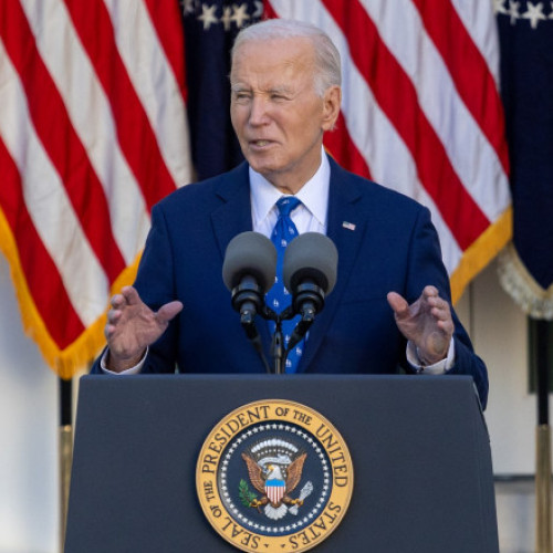 Administratia Biden se confruntă cu dificultăți în acordarea ajutoarelor Ucrainei