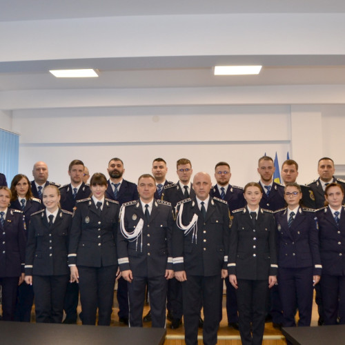 Avansări în grad pentru ofițerii și agenții de poliție din Botoșani