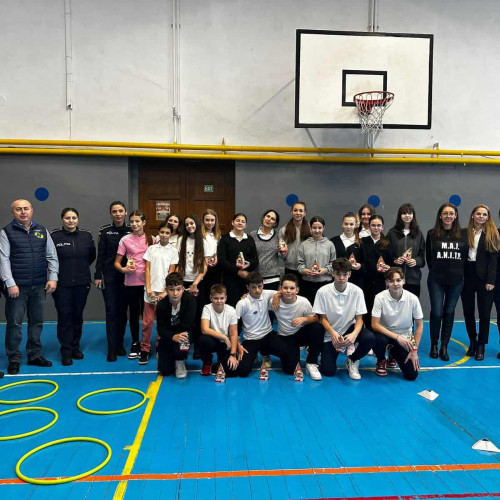 Activitate sportivă pentru prevenirea victimizării minorilor în Blaj