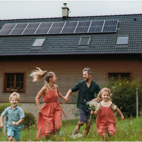 E.ON Energie România a instalat peste 3.500 de sisteme fotovoltaice în primele 10 luni ale anului